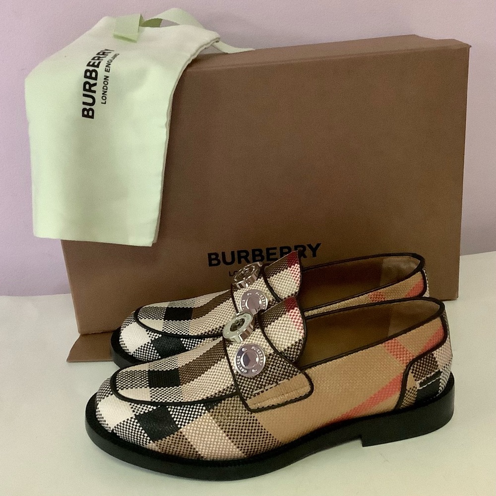 BNIB Burberry Broadbrook Check Logo Loafers Womens EU 38